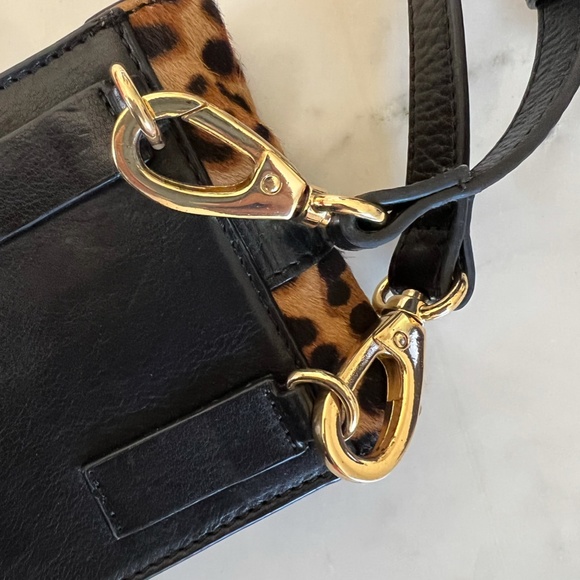 Clarks Leopard Crossbody - Picture 5 of 8